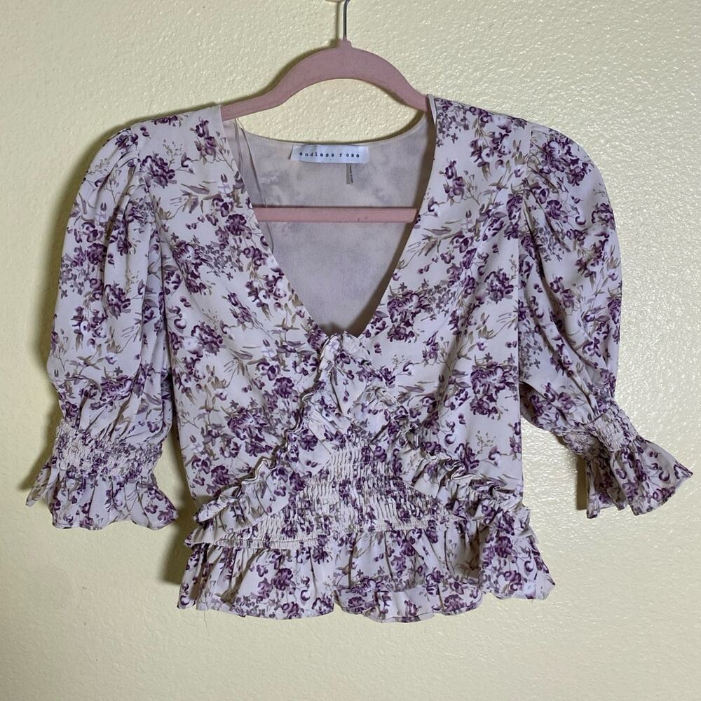 NWOT Endless Rose Elegant Puff Sleeve Purple Floral Crop Top, Size M